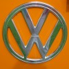 “Volkswagen” emisijas skandāla dēļ cieš lielus zaudējumus